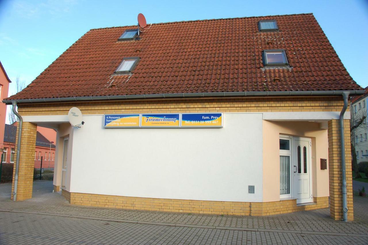 Ferienwohnung Prey Ueckermünde エクステリア 写真